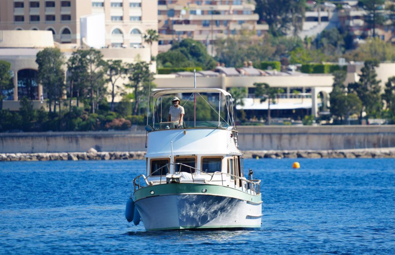 Monte-carlo For Boat Lovers * Monte-Carlo